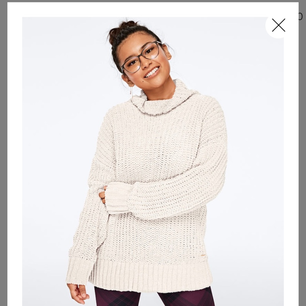 Woman’s loose fit sweater